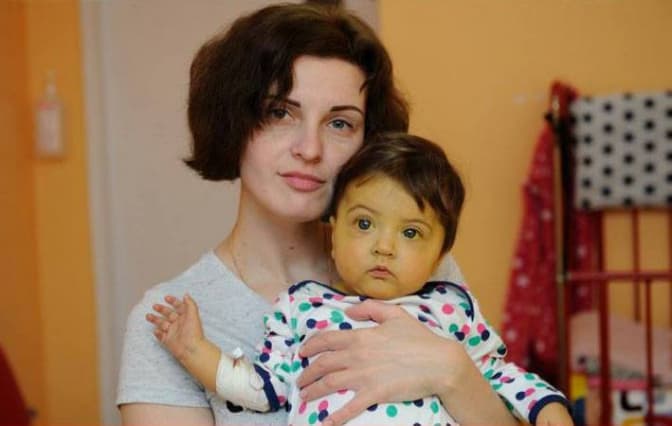 фото: спільнота "Врятуємо Катрусю - термінова трансплантація печінки!" у Facebook