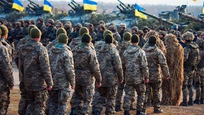 Двоє навіть поплили через річку. Як на кордоні ловлять ухилянтів та що на них чекає