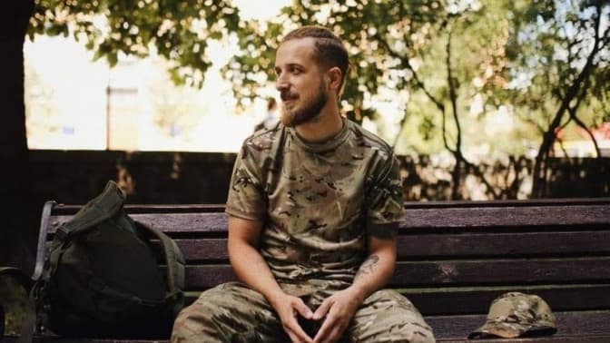 Де і коли можна попрощатись з поетом Максимом Кривцовим, який загинув на фронті