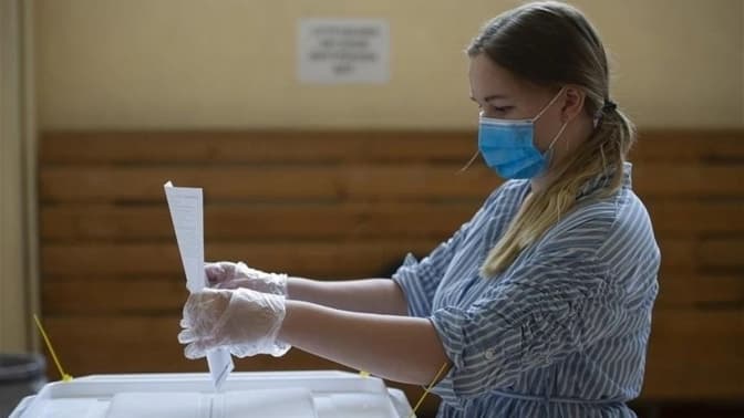 Бюлетені для Львова друкуватимуть родичі «Слуги народу та смертність від Covid-19. Головне за минулу добу