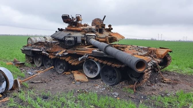Львівські десантники знищили два сучасні російські танки