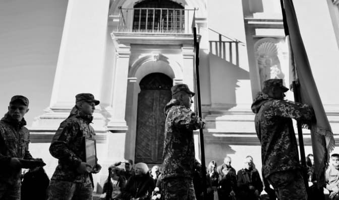 У Львові попрощаються з трьома загиблими захисниками. Ким вони були