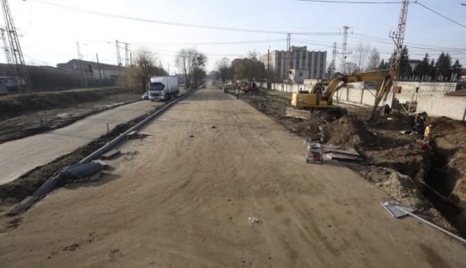 На вулиці Курмановича тимчасово обмежили рух транспорту. Схема