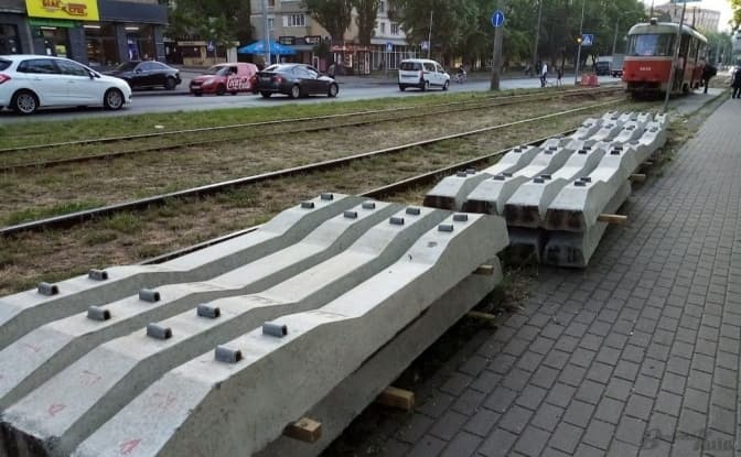 На ремонті трамвайних колій на Кирилівській та реставрації мосту Метро розікрали 2,5 млн — Поліція