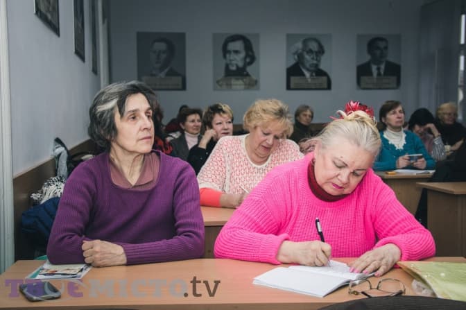 В університеті для пенсіонерів у Львові стартує новий семестр. Як долучитись до навчання
