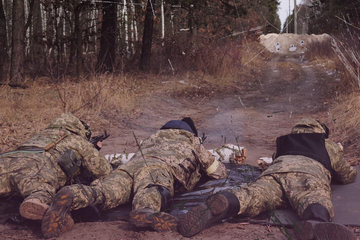 «Усіх не беремо». Усе про контракт «18-24» та кому можуть відмовити