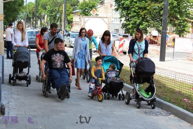 Чи стане Личаківська після ремонту доступною для маломобільних груп. Зауваження мешканців