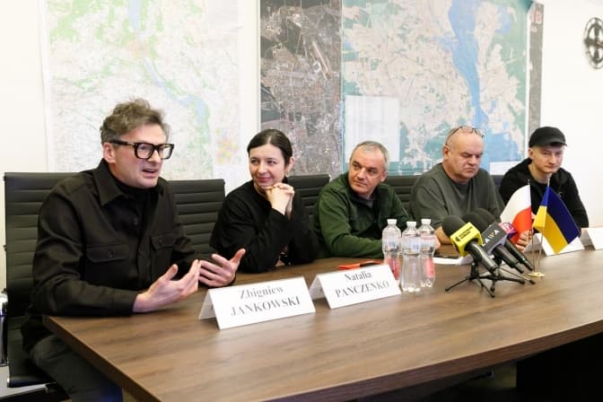 Польські волонтери передали Києву другу партію допомоги