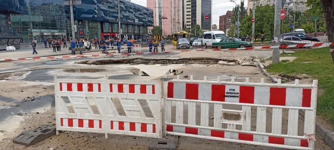 У КМДА відкидають підозри у розкраданні на ремонті водогонів біля ТРЦ «Оушен Плаза»