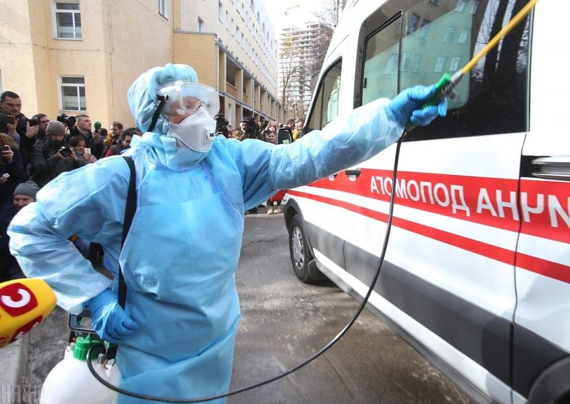 На Львівщині з підозрою на коронавірус госпіталізували вже 54 людини