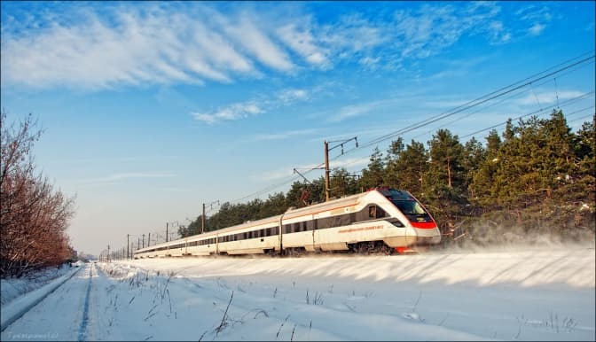 Як економити на поїздках у швидкісних потягах. Інфографіка