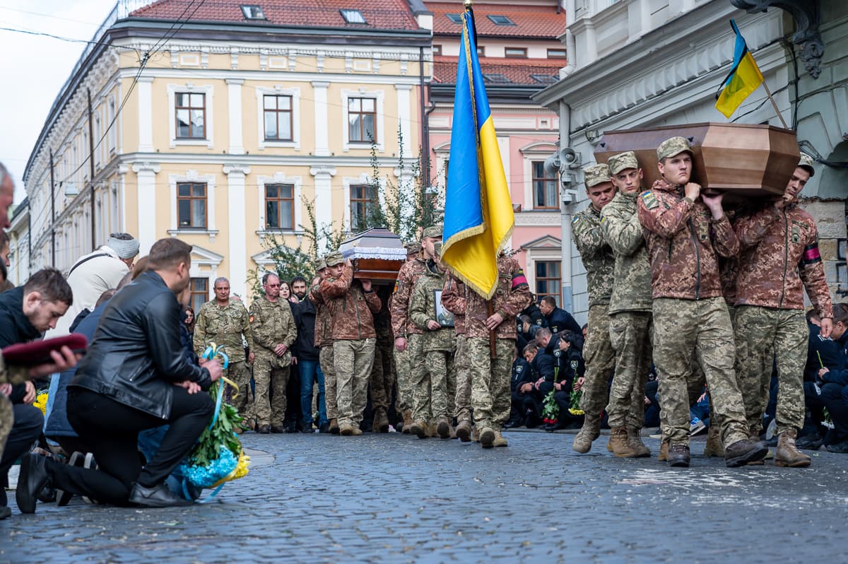 У Львові попрощалися з трьома Героями. Фото