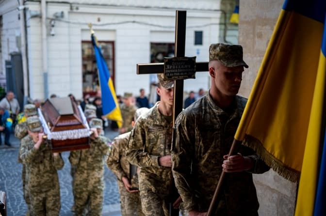 Завтра Львів попрощається із захисником. Що про нього відомо