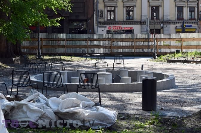 Реконструкцію площі Галицької у Львові знову призупинили. Вона готова на 60%