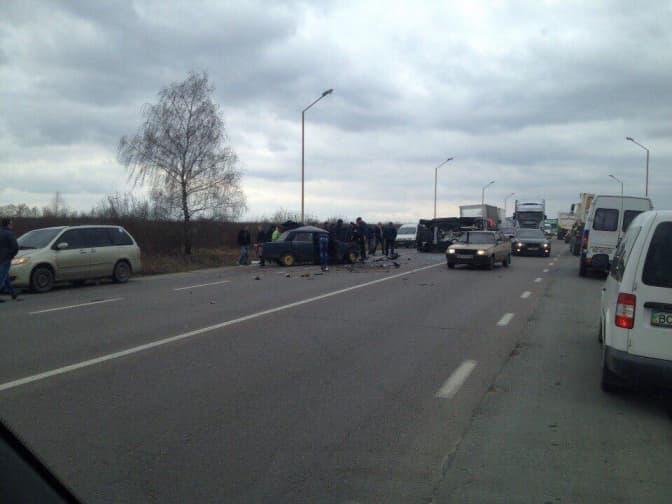 Ситуація на дорогах Львова: аварія на об’їзній дорозі