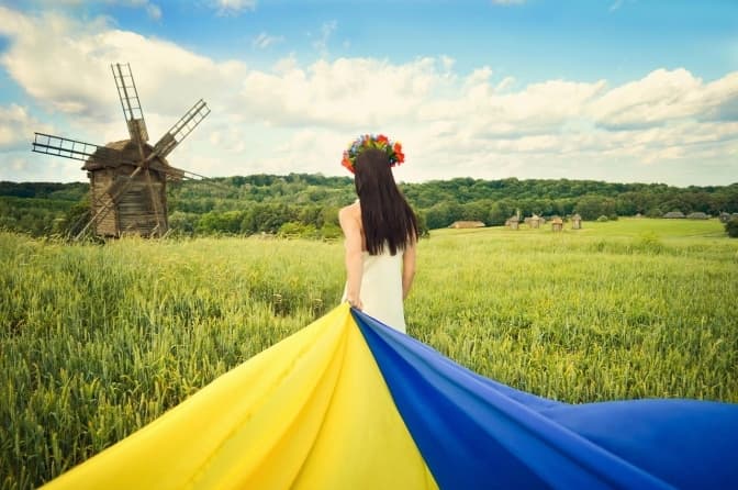 Без 8 березня та з Днем українки. У Раді планують внести зміни у перелік свят