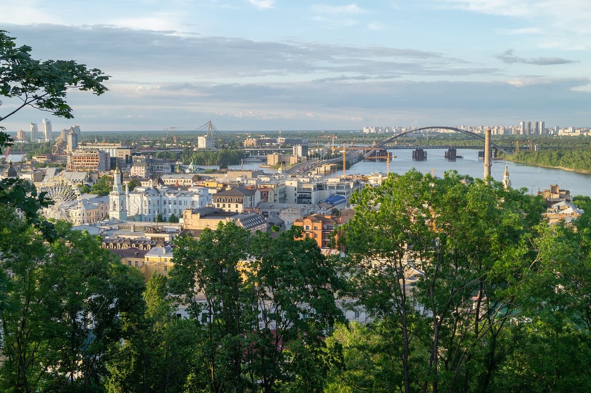 Київ хоче обмежити висотність на Подолі до 15 метрів та побороти недобросовісних забудовників