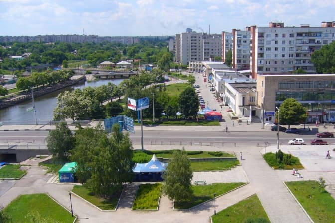 В Україні Кіровоград перейменували на честь відомого драматурга