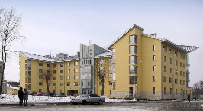 Корпус УКУ на вул. Козельницькій у Львові (фото: np.pl.ua)