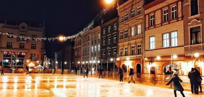 Де можна покататися на ковзанах у Львові. Локації, графік, ціни