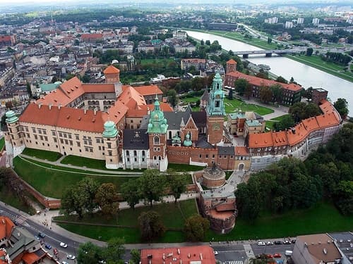 Львів'ян запрошують: найбільші музеї Польщі зробили безкоштовний вхід для туристів