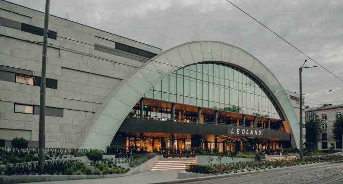 У Львові в розважальному центрі Leoland троє дітей постраждали від вибуху колби
