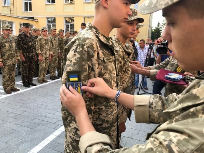 У Ліцеї імені Героїв Крут можуть надати можливість навчатися дівчатам