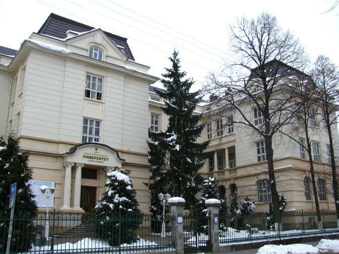 Львівські університети увійшли до топ-5 вишів за середнім балом ЗНО вступників