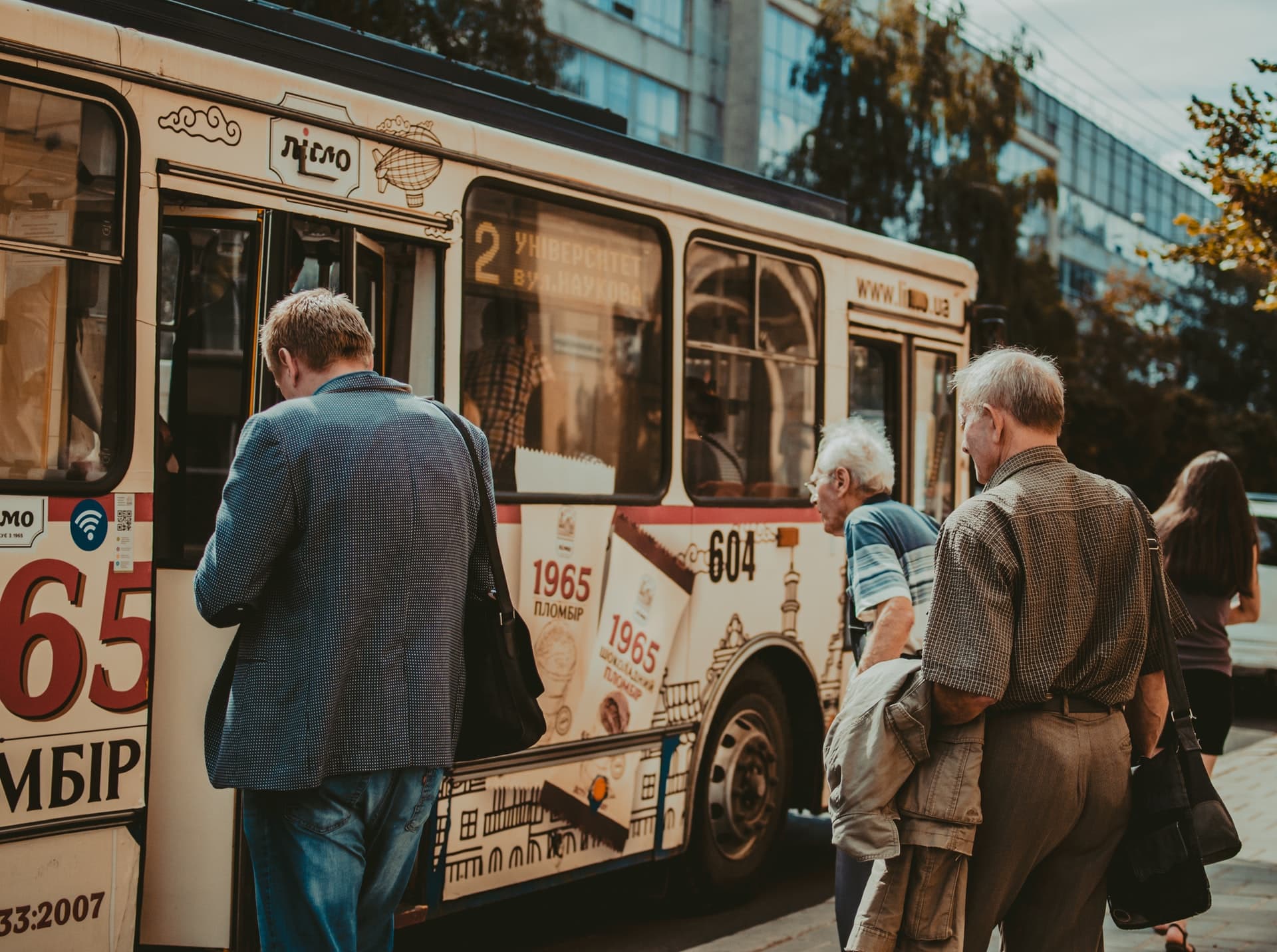 Photo by Andriyko Podilnyk on Unsplash