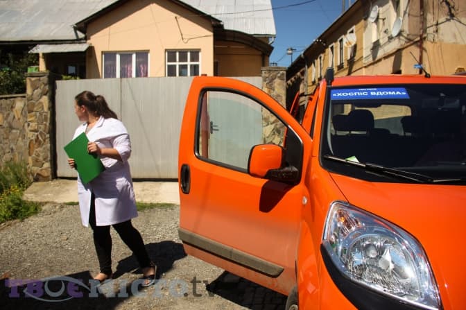 Наступного року в Україні запрацюють мобільні бригади з паліативної допомоги