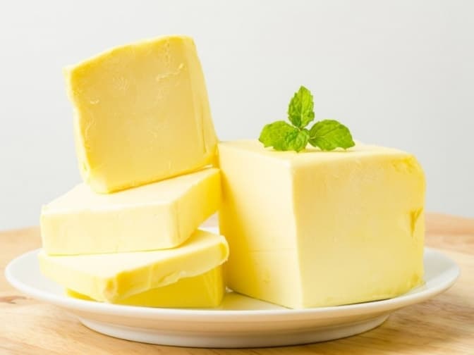 «Немасло» та «несир». Шістьох виробників молочної продукції оштрафували на 111 млн грн
