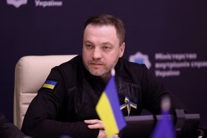 Нардепи пропонують назвати одну з вулиць у Києві на честь загиблого глави МВС Монастирського