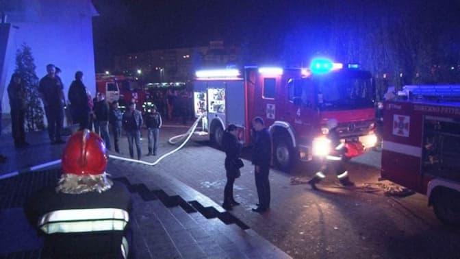 У лікарні досі перебувають восьмеро постраждалих під час пожежі у нічному клубі
