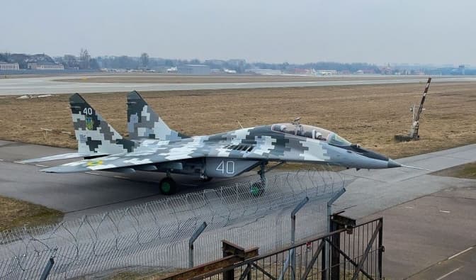 Львівський авіаремонтний завод отримав контракт на ремонт винищувача МіГ-29УБ