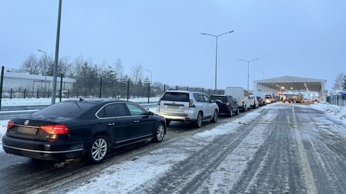 Є накопичення авто на деяких пунктах пропуску: ситуація на кордоні Львівщини