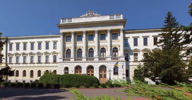 У Львівській політехніці розпочали підготовку протезистів. Деталі