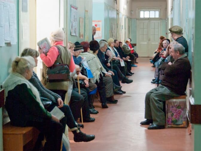 Без черг, але за записом. Що хочуть змінити в поліклініках
