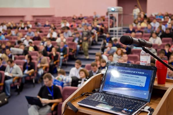 На Tvoemisto.tv стартує трансляція Міжнародної конференції з питань переселенців