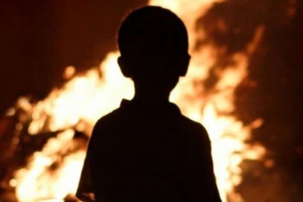 На Львівщині 2-річний хлопчик підпалив себе та загинув