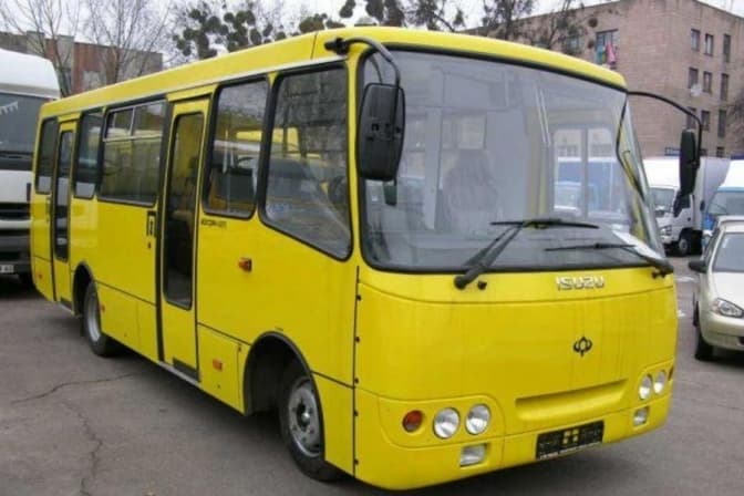 З суботи у Києві підвищать ціни на проїзд у маршрутках