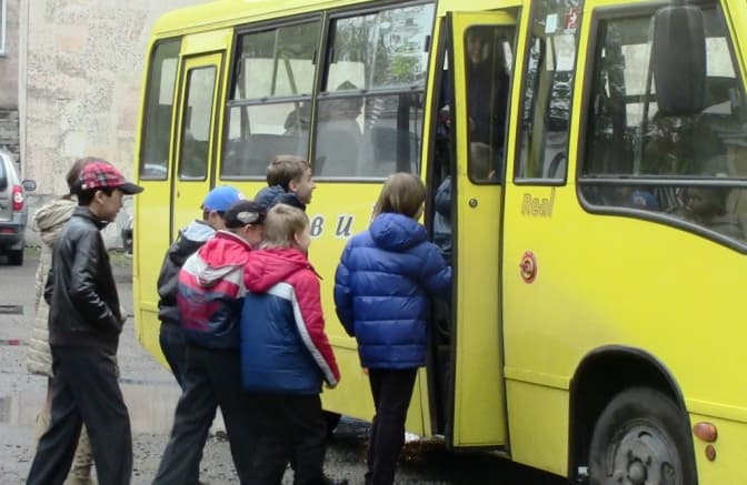 У Києві проїзд у транспорті для школярів стане платним