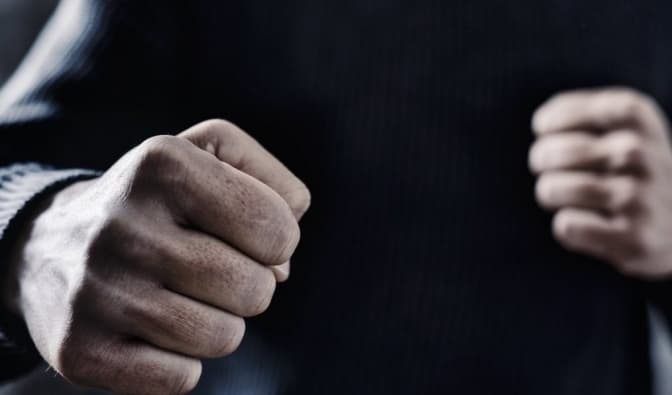 У Львові відкрили кримінал проти п’яних чоловіків, які побили патрульних