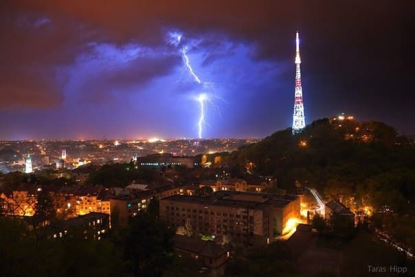 Завтра у Львові обіцяють грозу