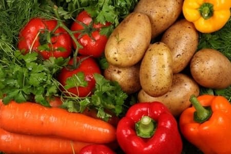 Як вживати ранні овочі без шкоди для здоров’я. 12 порад лікаря