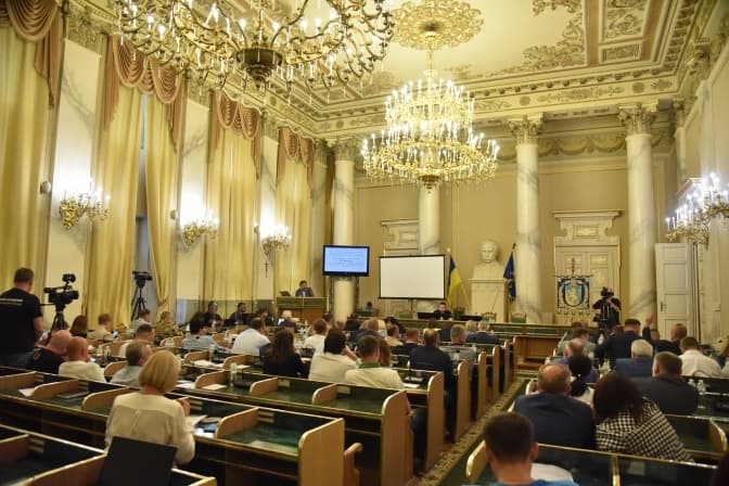 Що зміниться в медицині області. Львівська обласна рада прийняла нові рішення