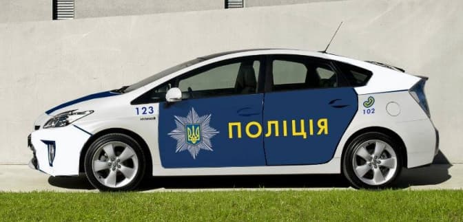 Українців закликають разом творити дизайн патрульних машин