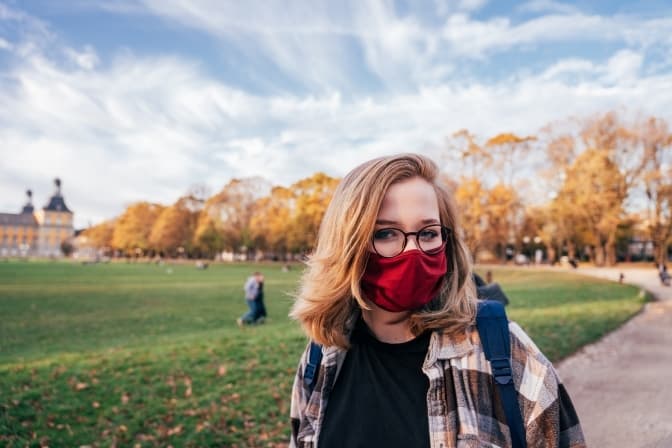 Львівський інфекціоніст – про новий штам коронавірусу і про те, чи подіє на нього вакцина