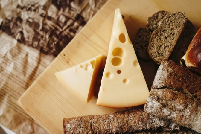 Які сири виготовляють на Львівщині. Добірка крафтових сироварень