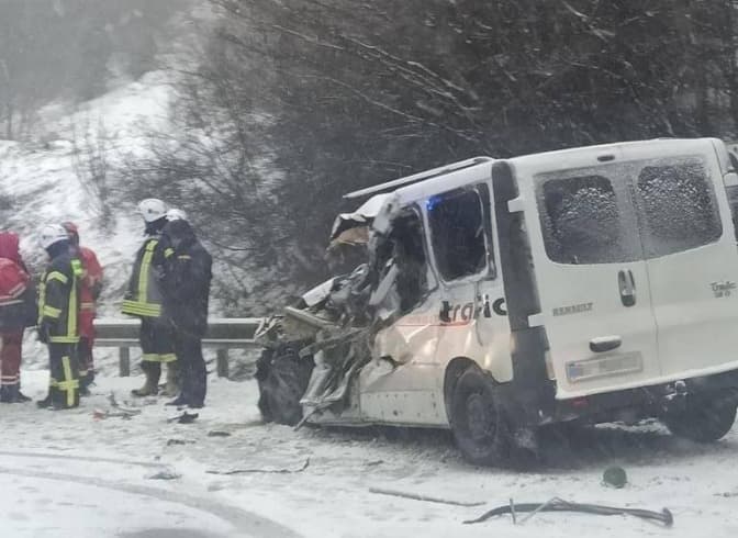 Унаслідок ДТП з вантажівкою на Львівщині загинув літній водій