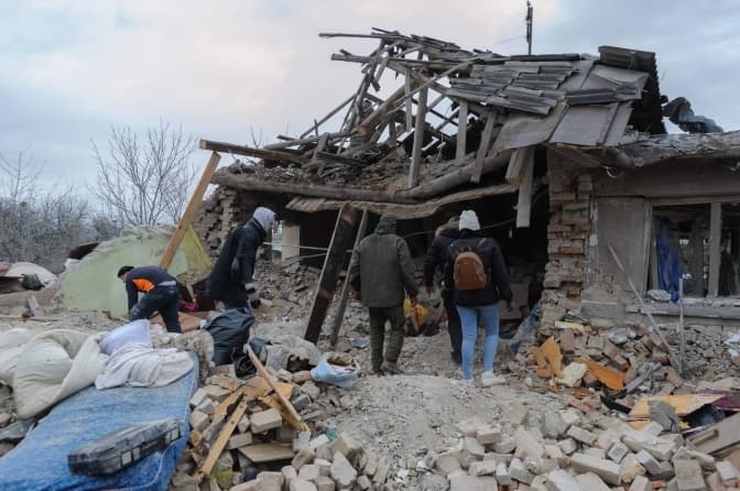 Внаслідок ракетного удару по Золочівщині у майже 20 оселях позривало дахи
